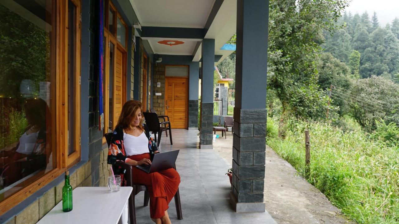 Angela'S Boutique Homes Dharamkot Дхарамсала Екстериор снимка